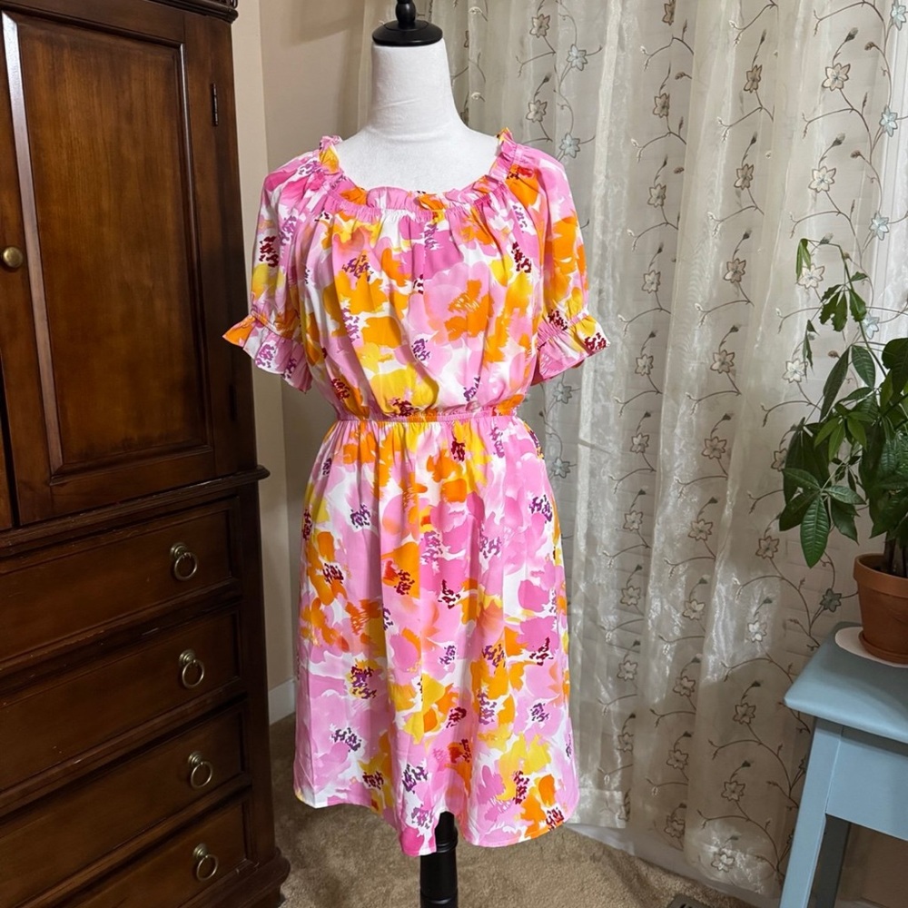 EUC Staccato Floral Dress Size L
